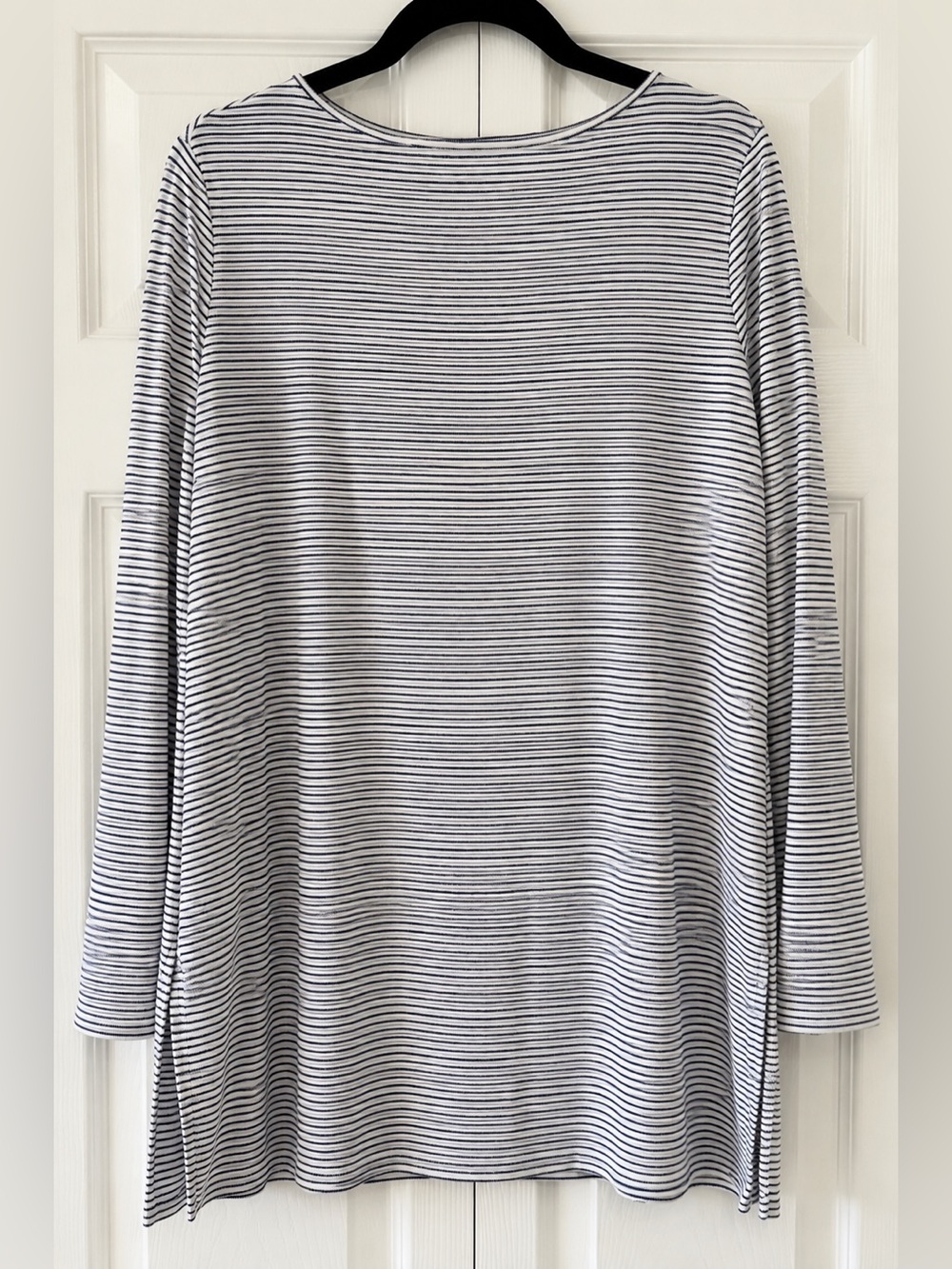 J. Jill Wearever Collection L Tall Navy Ivory Striped Tunic Top Stretch Knit